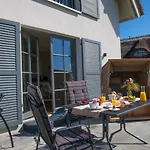 Reetdachhaeuser Am Bakenberg Feriehus