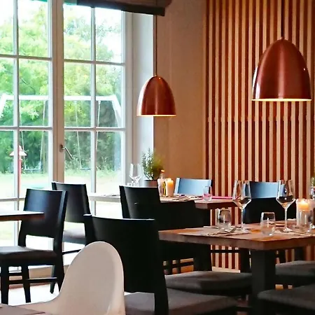 別荘 Reetdachhaeuser Am Bakenberg