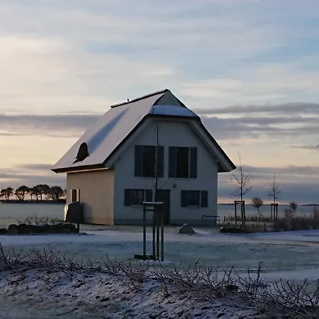 Reetdachhaeuser Im Am Bakenberg Feriehus *