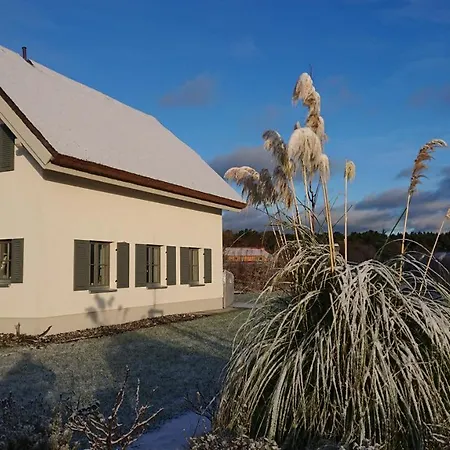 Feriehus Reetdachhaeuser Im Am Bakenberg *