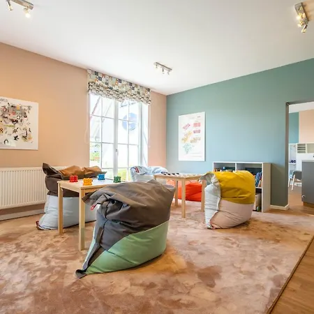 Reetdachhaeuser Am Bakenberg ドランスケ