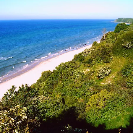 Reetdachhaeuser Am Bakenberg * Dranske