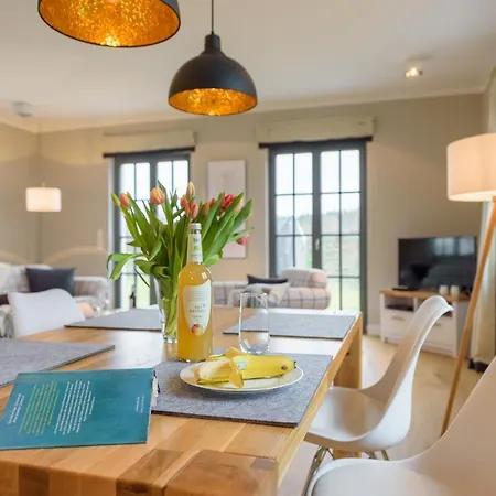 Reetdachhaeuser Am Bakenberg Holiday home