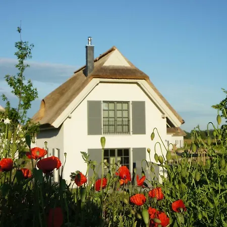 Casa de Férias Reetdachhaeuser Am Bakenberg Dranske