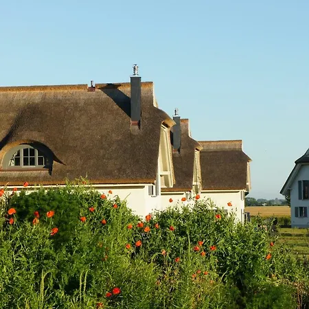 Feriehus Reetdachhaeuser Im Am Bakenberg *