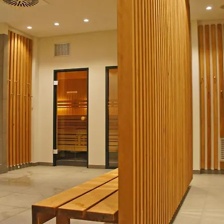 Holiday home Reetdachhaeuser Am Bakenberg *