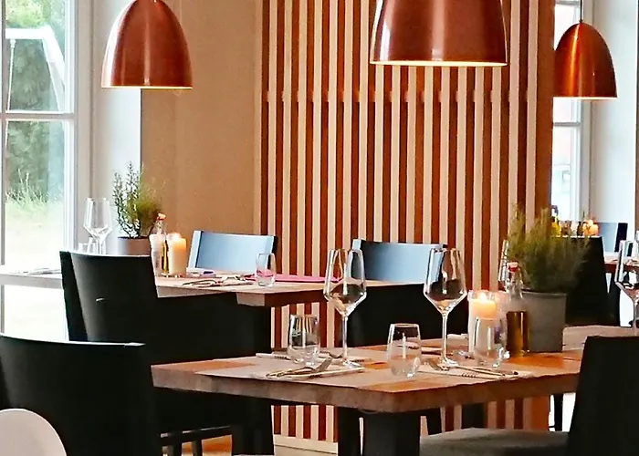 Reetdachhäuser Am Bakenberg Dranske