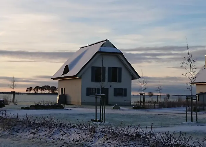 Reetdachhäuser Am Bakenberg Ferienhaus *