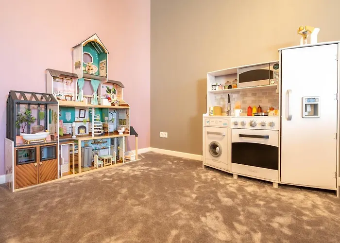 Reetdachhäuser Am Bakenberg *