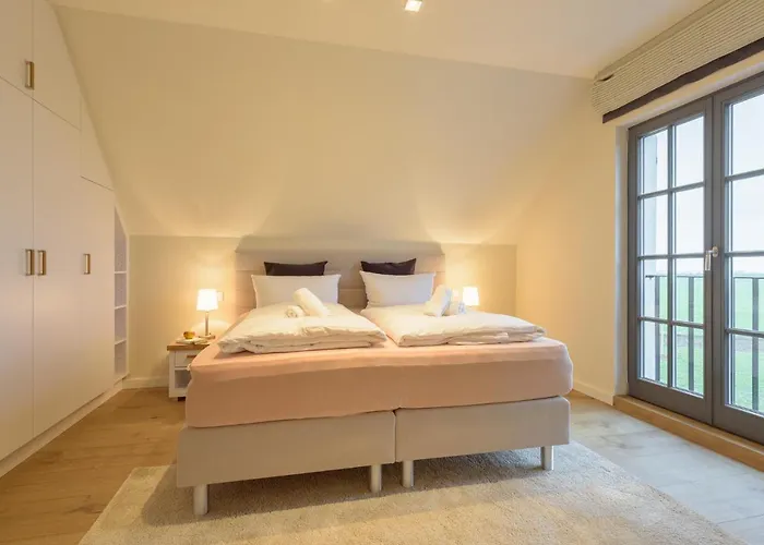 Reetdachhäuser Am Bakenberg Ferienhaus *