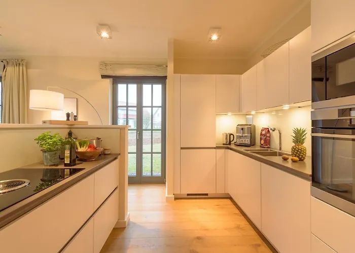 Ferienhaus Reetdachhäuser Am Bakenberg Dranske