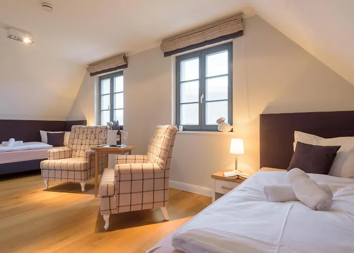 Reetdachhäuser Am Bakenberg Dranske