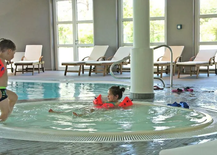 Ferienhaus Reetdachhäuser Am Bakenberg